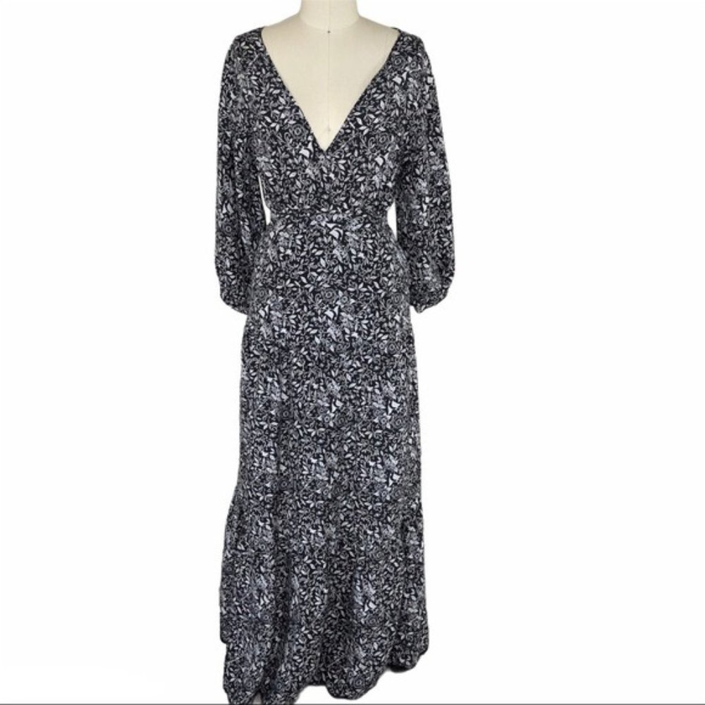 Anthro ‘Flannel’ Black White Floral Vneck Dress, Small